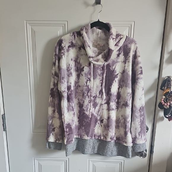 Como Vintage Sweaters - Como Vintage Purple and White Tie-Dye Cowl Neck Sweater